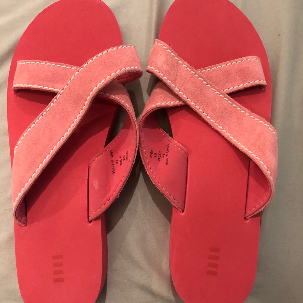 TWO Lands End Flip Flops